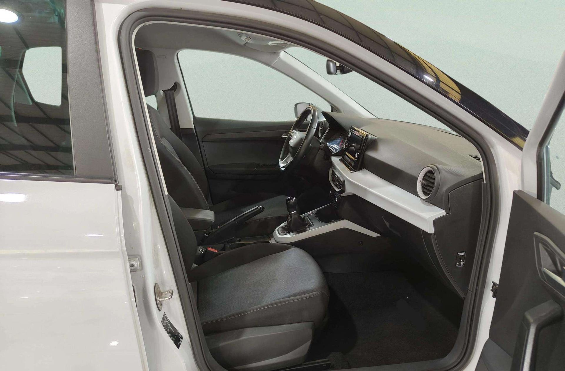 SEAT Arona 1.0 TSI Style XL Edition - foto 16