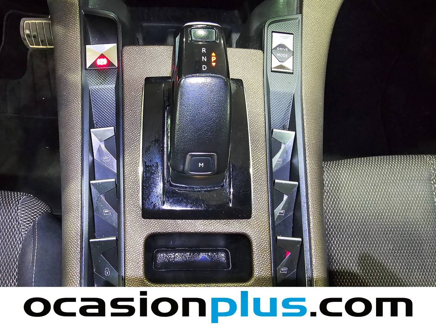 DS DS 7 Crossback DS DS7 Crossback BlueHDi 180 So Chic Auto (180 CV) de segunda mano