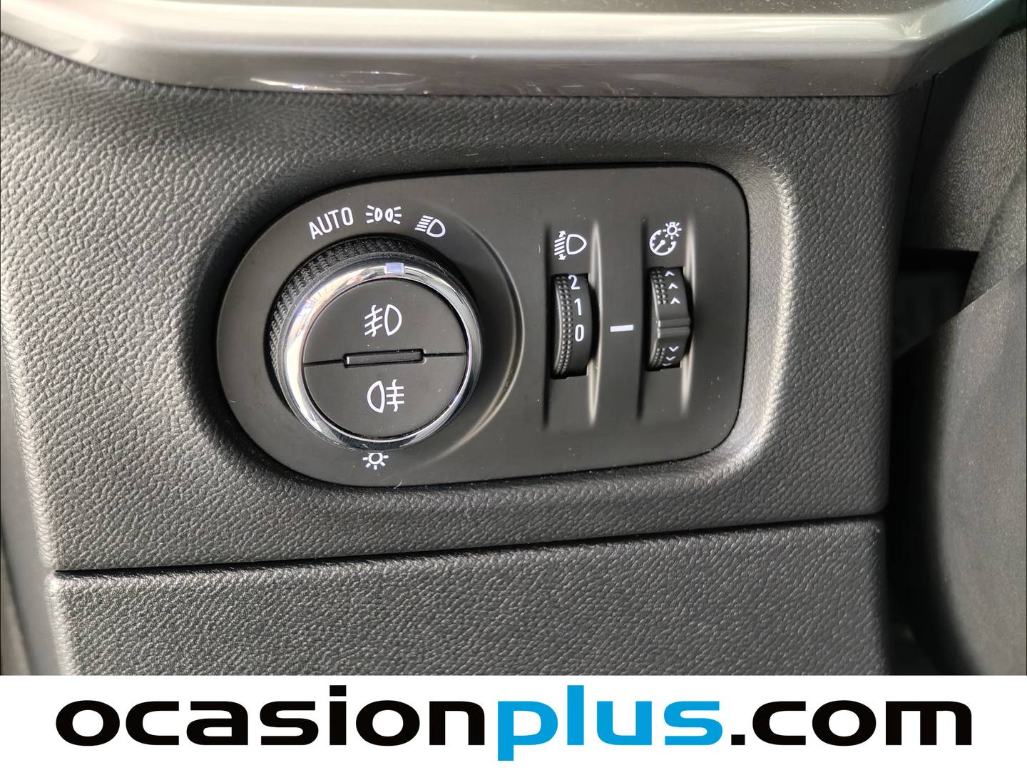 Foto Opel Mokka Opel Mokka 1.2 T Business Elegance AT8 (130 CV)