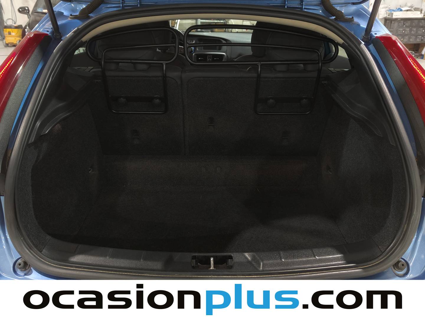 Fotos maletero Volvo V40 Cross Country Volvo V40 Cross Country D2 Momentum (120 CV)