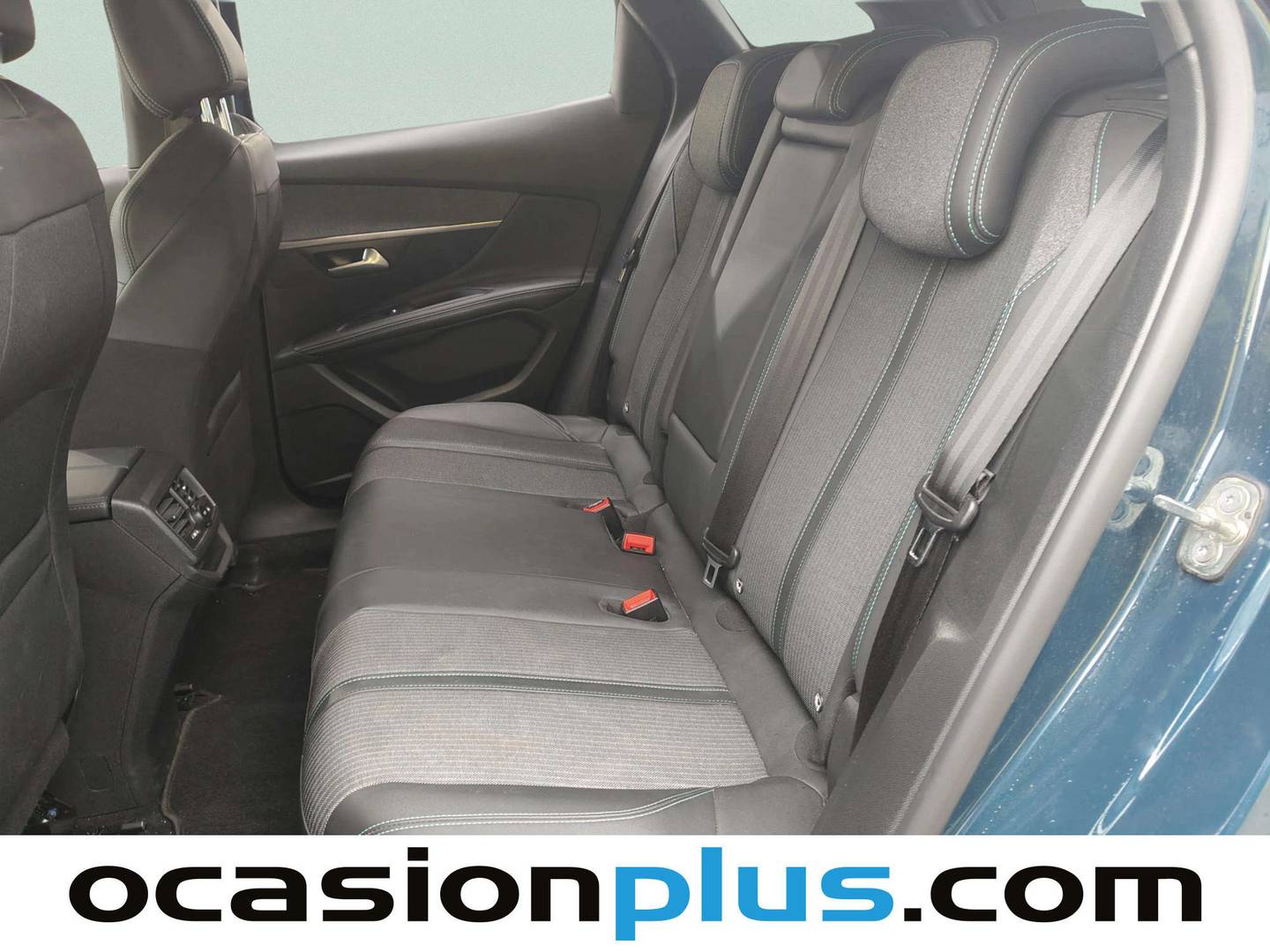 Foto asientos traseros Peugeot 3008 Peugeot 3008 BlueHDi 130 S&S Allure Pack EAT8 (130 CV)
