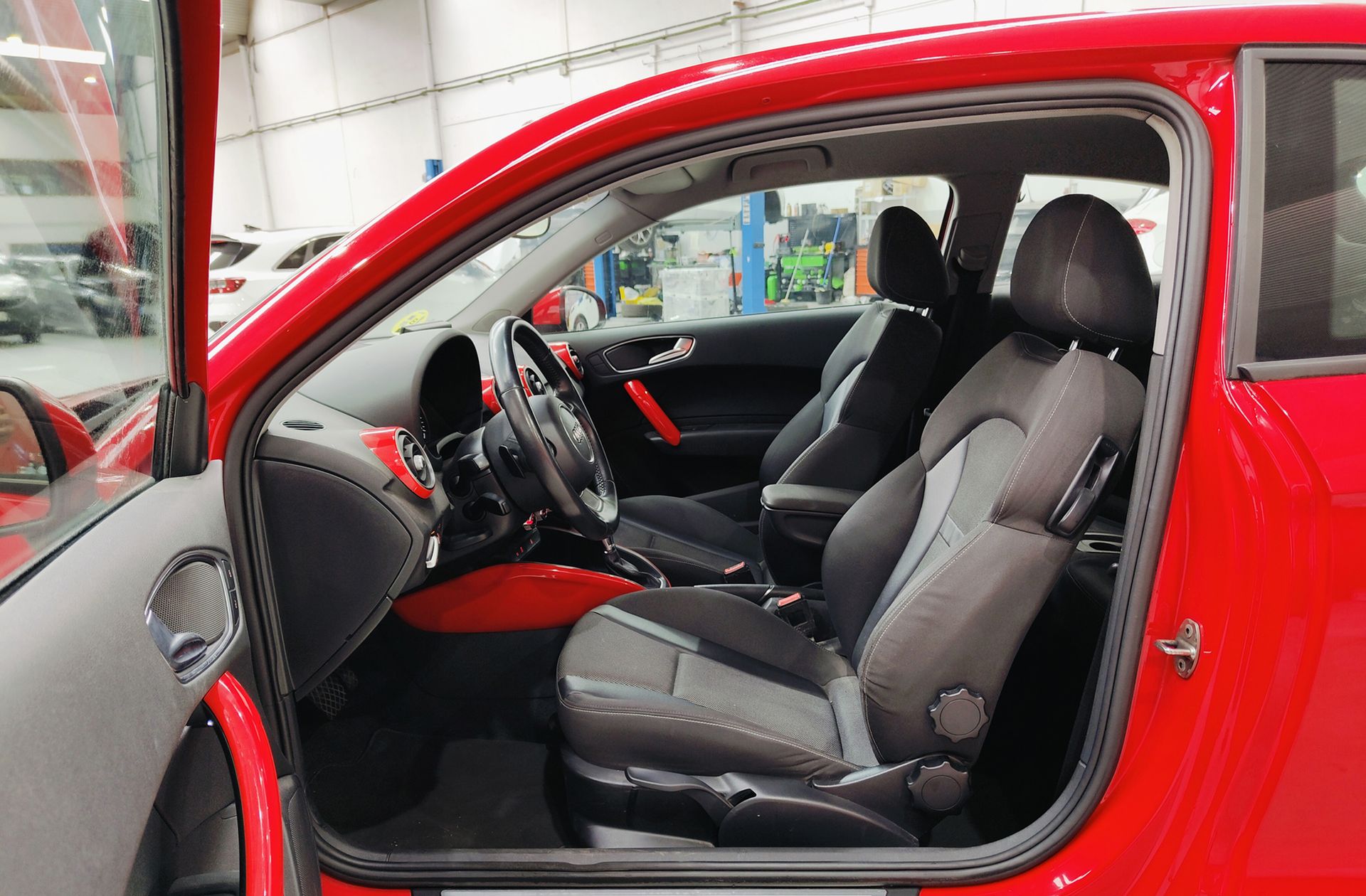 Audi A1 Ambition 1.6 TDI S tronic - foto 10