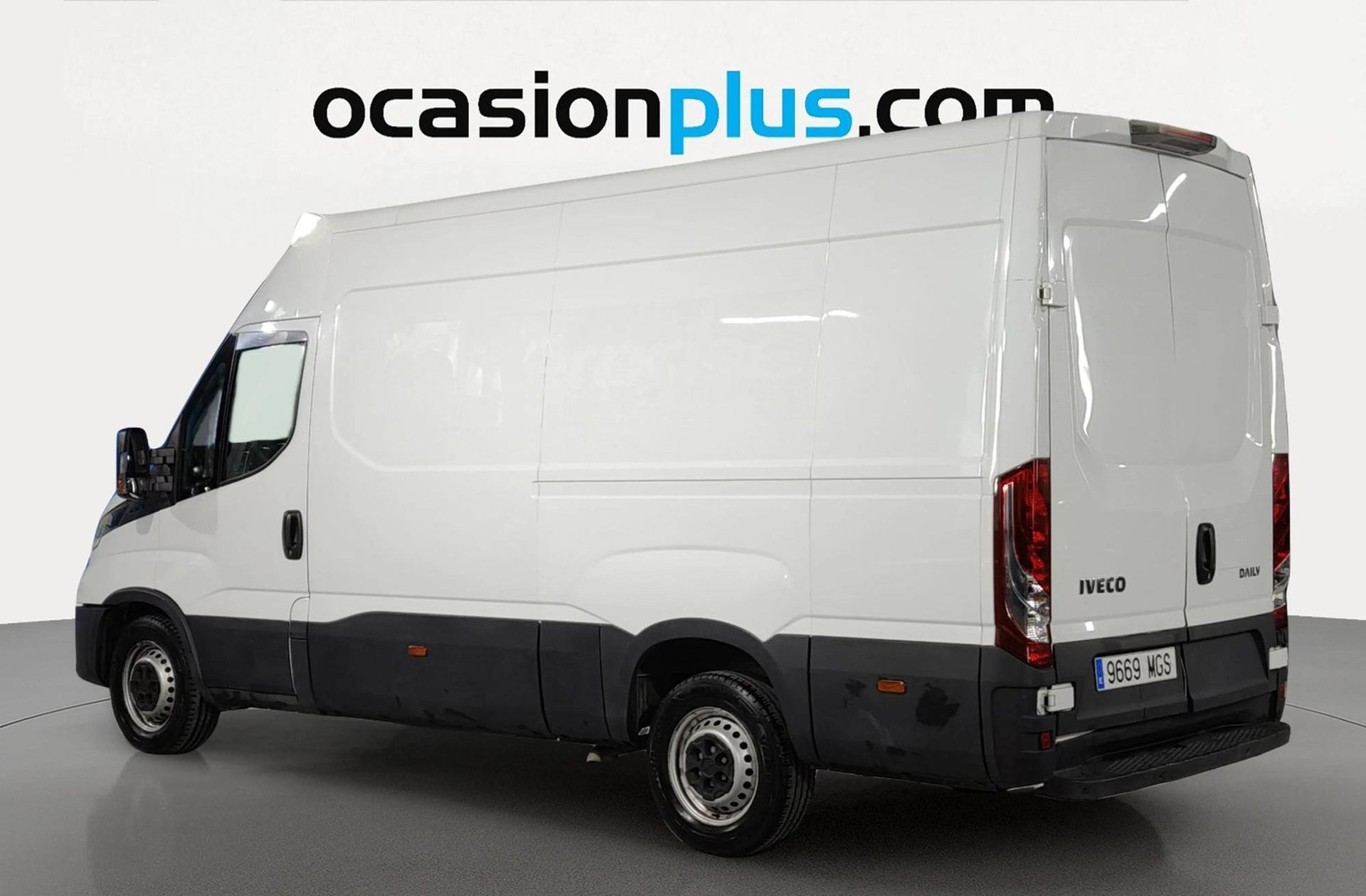Iveco Daily Furgon 35S 16 V 3520L/H2 - foto 3