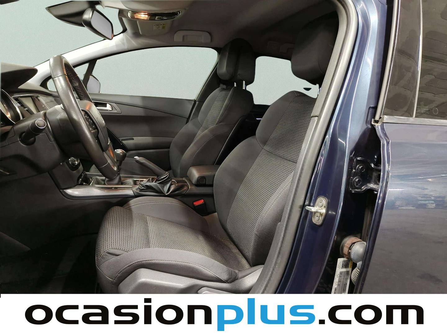 Foto asientos delanteros Peugeot 508 Peugeot 508 SW 2.0 HDI Active (140 CV)
