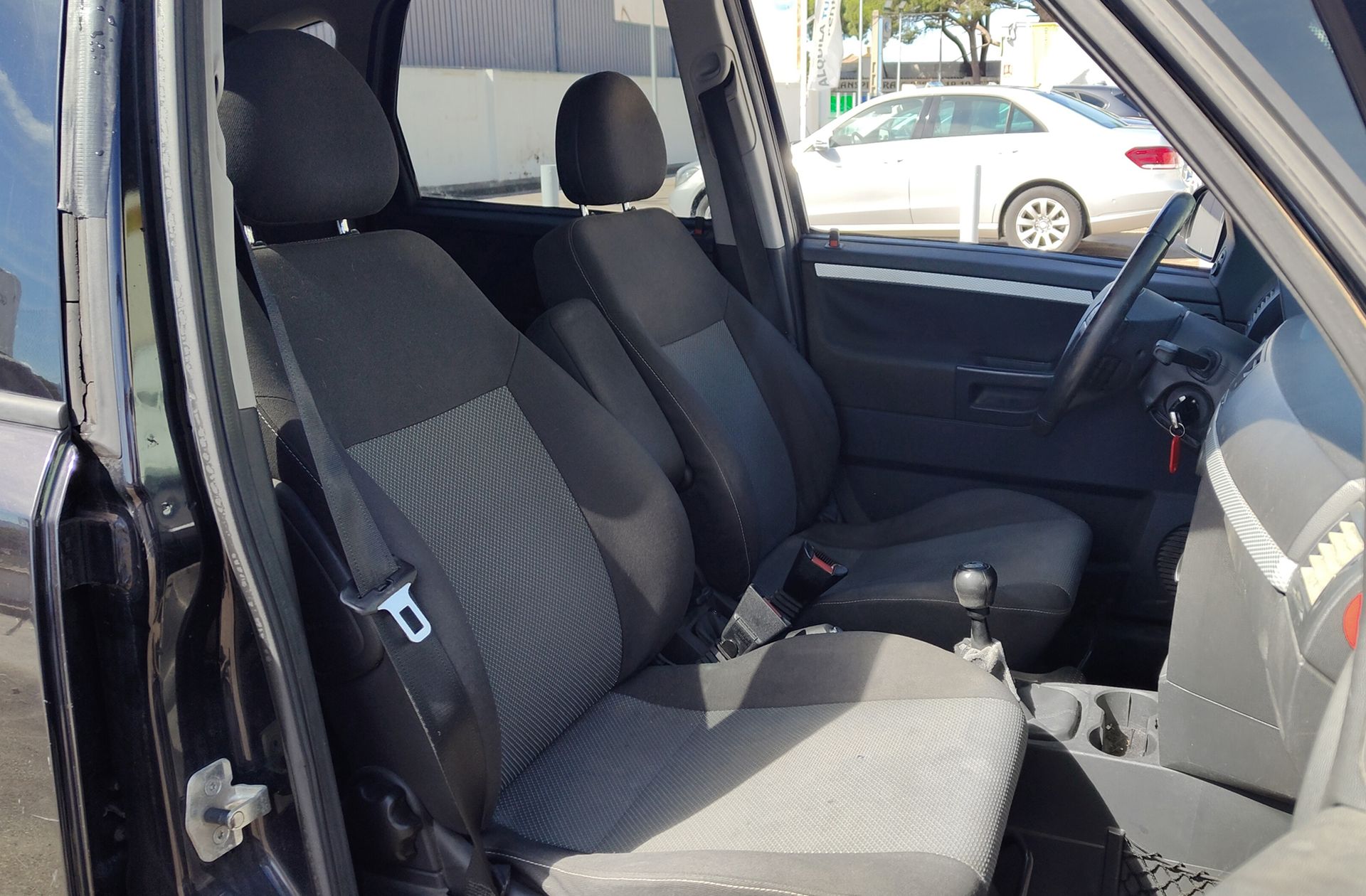 Opel Meriva 1.7 CDTI Cosmo - foto 13