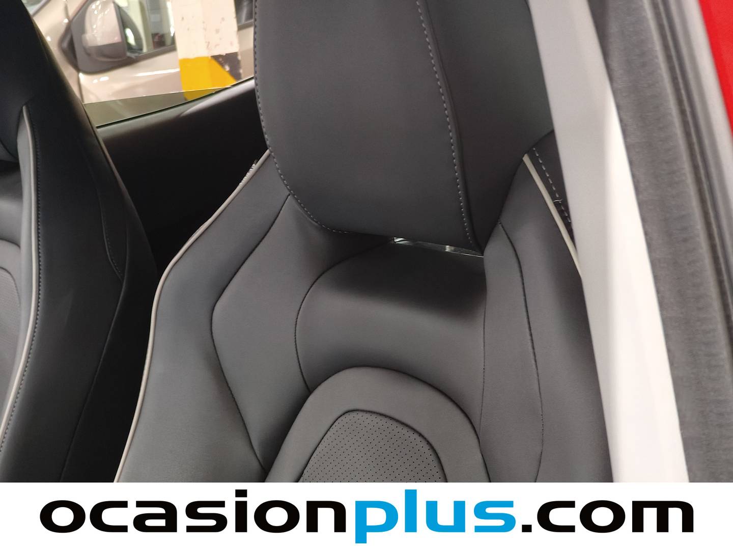 Extras y acabados del EBRO S400 EBRO S400 1.5 DHE HEV Excellence CVT 155 kW (211 CV)