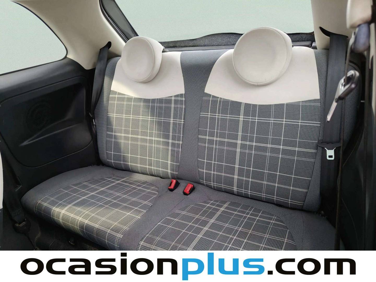 Foto asientos traseros Fiat 500 Fiat 500 1.2 8v Lounge (69 CV)