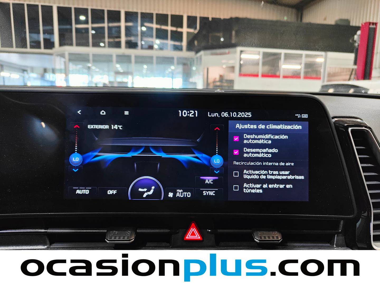 Foto KIA Sportage Kia Sportage 1.6 CRDi MHEV Business 4x2 (136 CV)