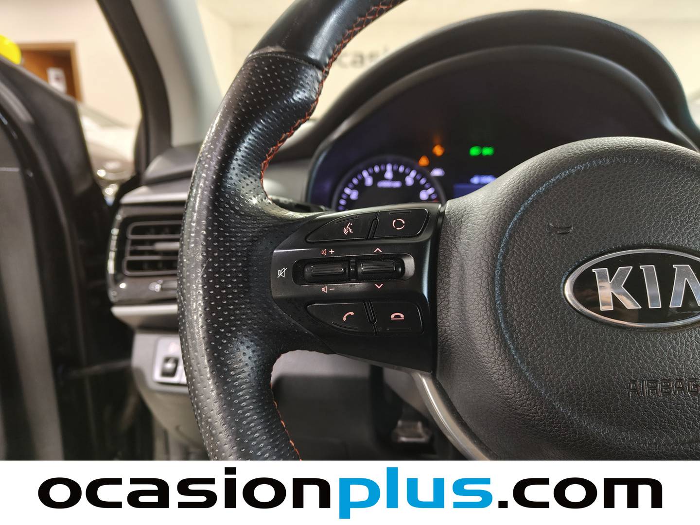 Foto KIA Stonic Kia Stonic 1.2 CVVT Eco-Dynamic Tech (84 CV)