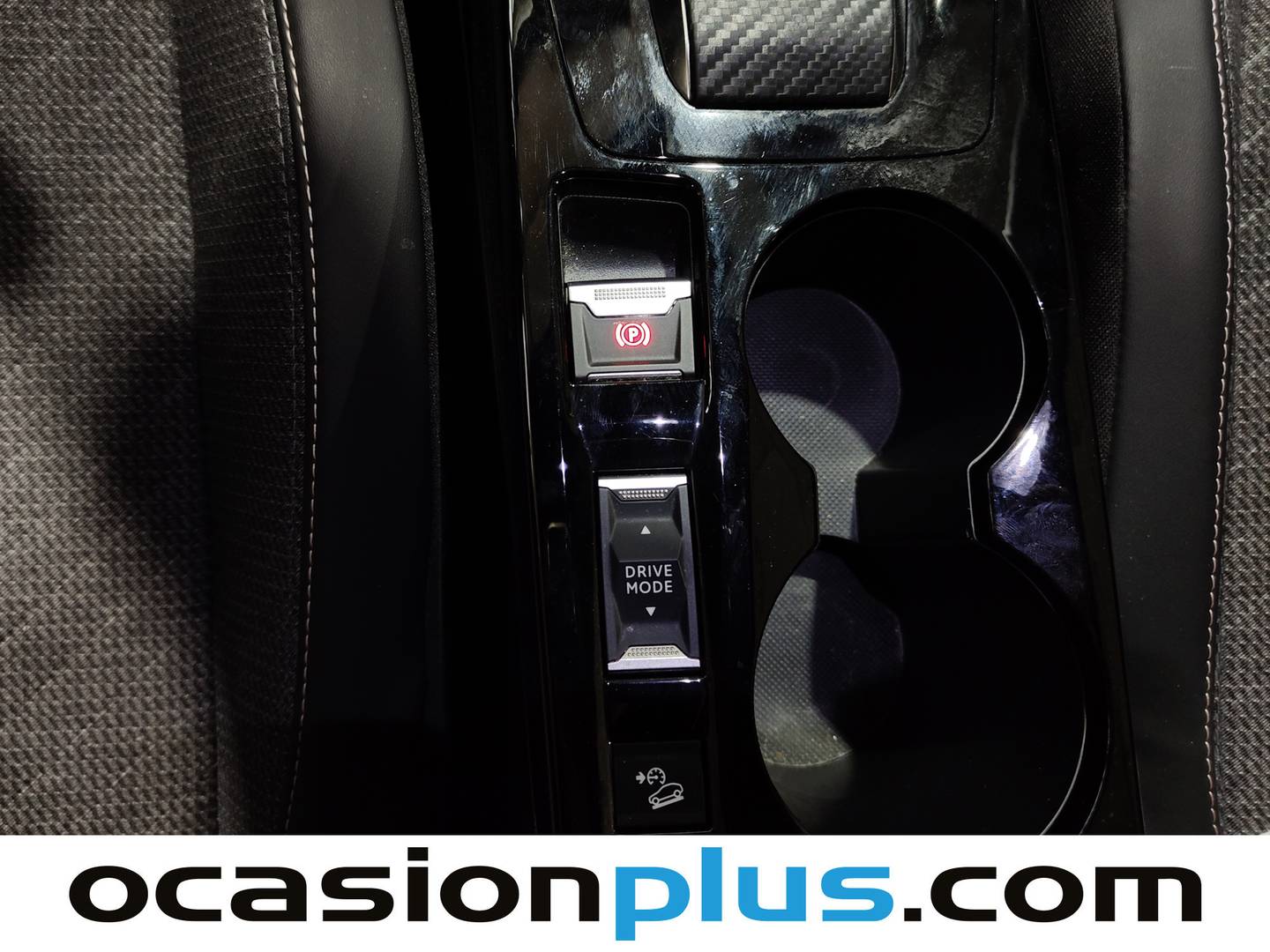 Peugeot 2008 Peugeot 2008 Allure Hybrid eDCS6  (136 CV) de segunda mano