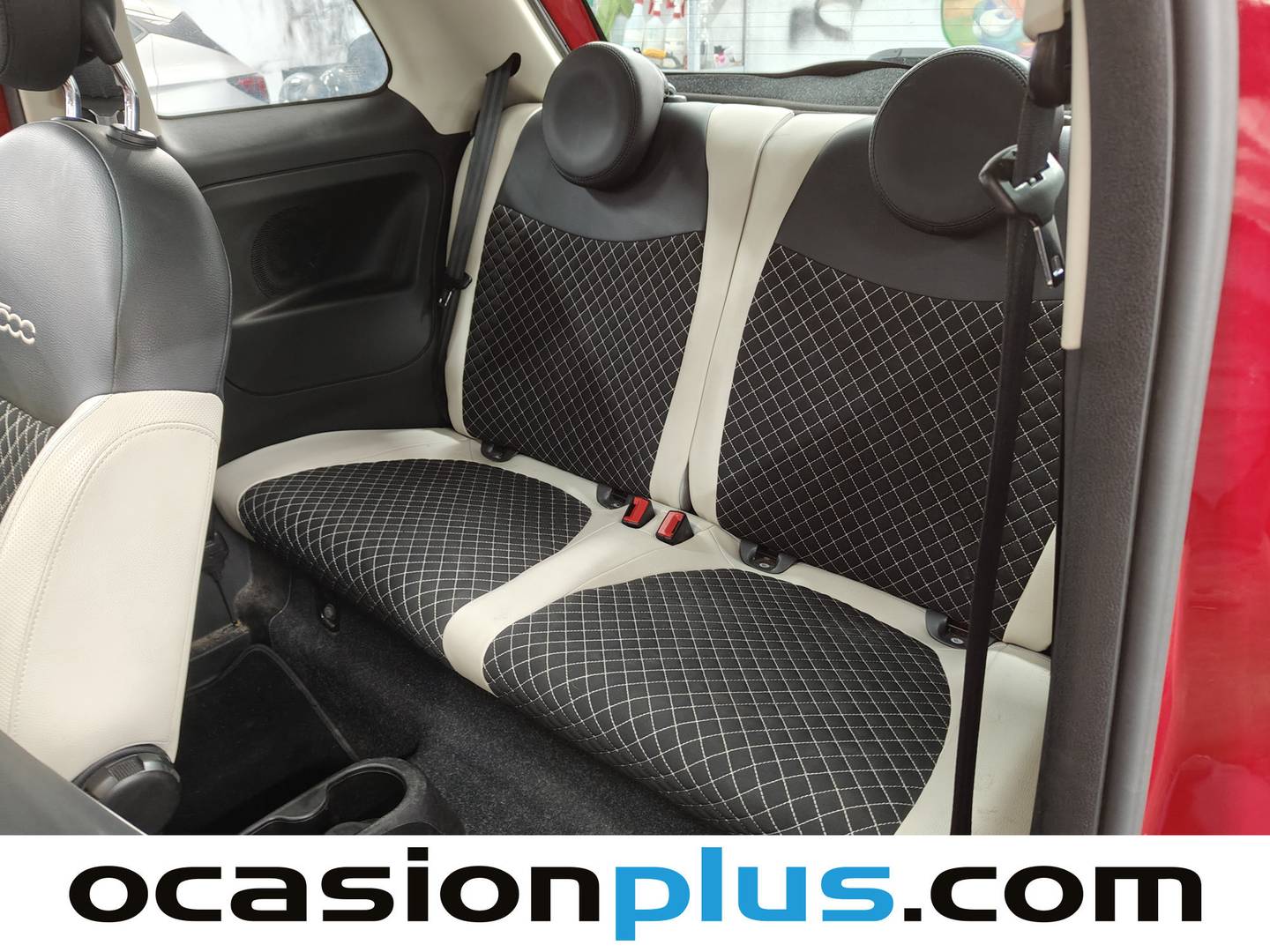 Foto asientos traseros Fiat 500 Fiat 500 1.0 Hybrid Dolcevita (70 CV)