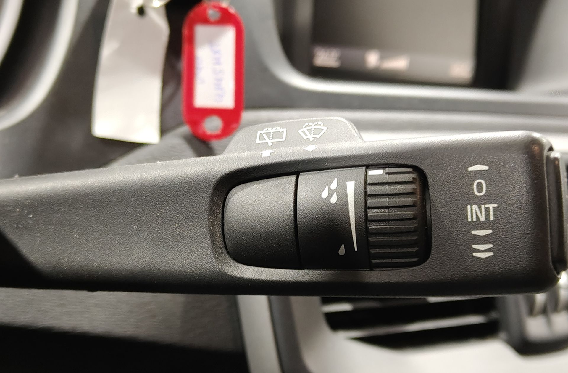Volvo V40 D2 Kinetic - foto 24