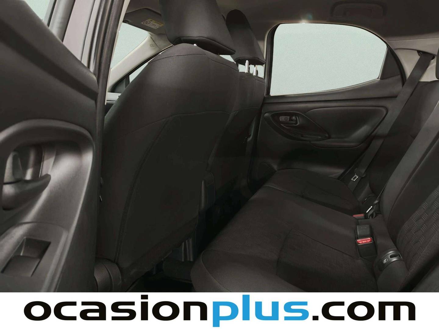 Foto asientos traseros Mazda Mazda2 Mazda Mazda 2 1.5 Center-Line CVT (116 CV)
