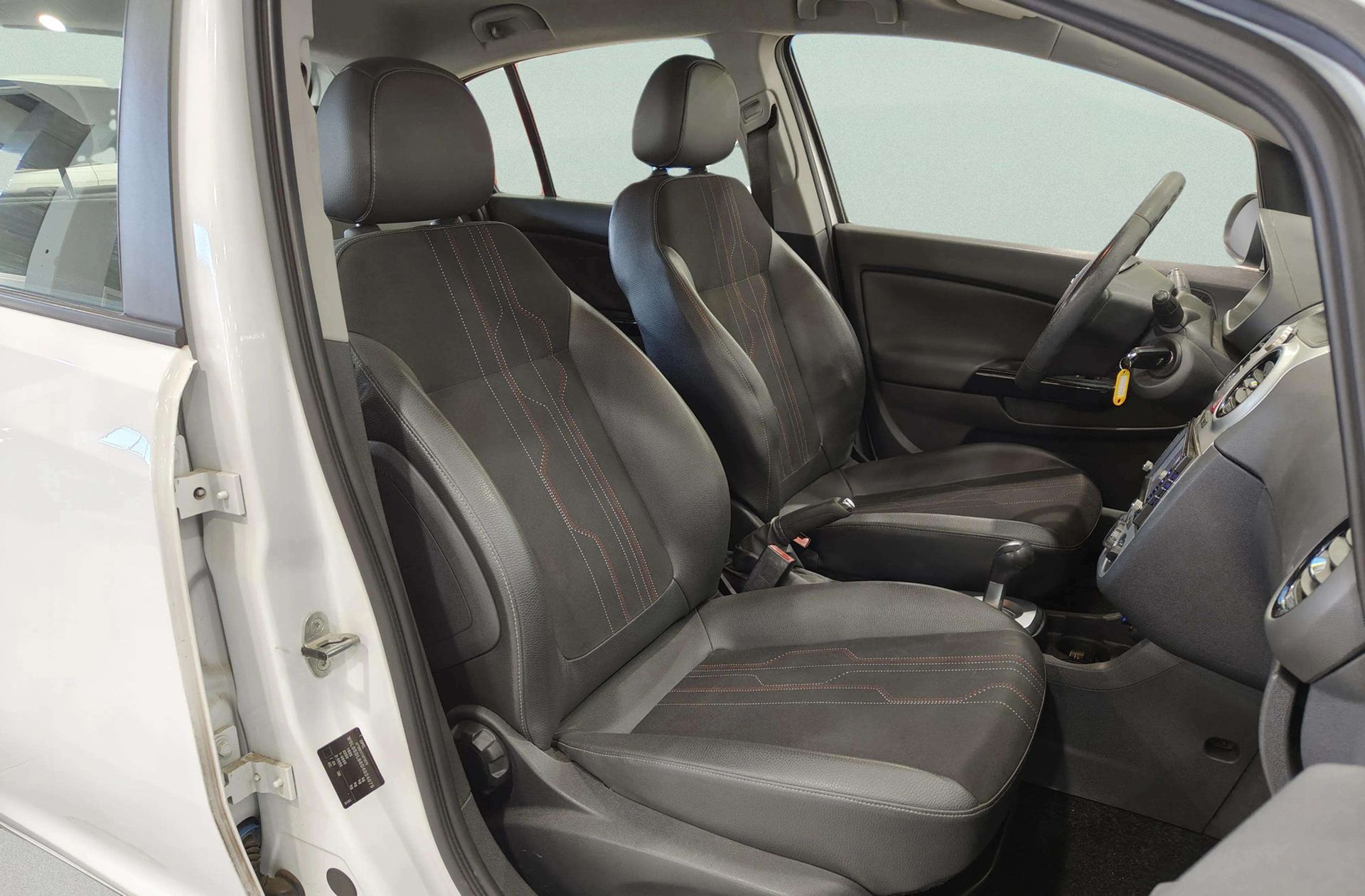 Opel Corsa 1.2 Selective Easytronic - foto 16