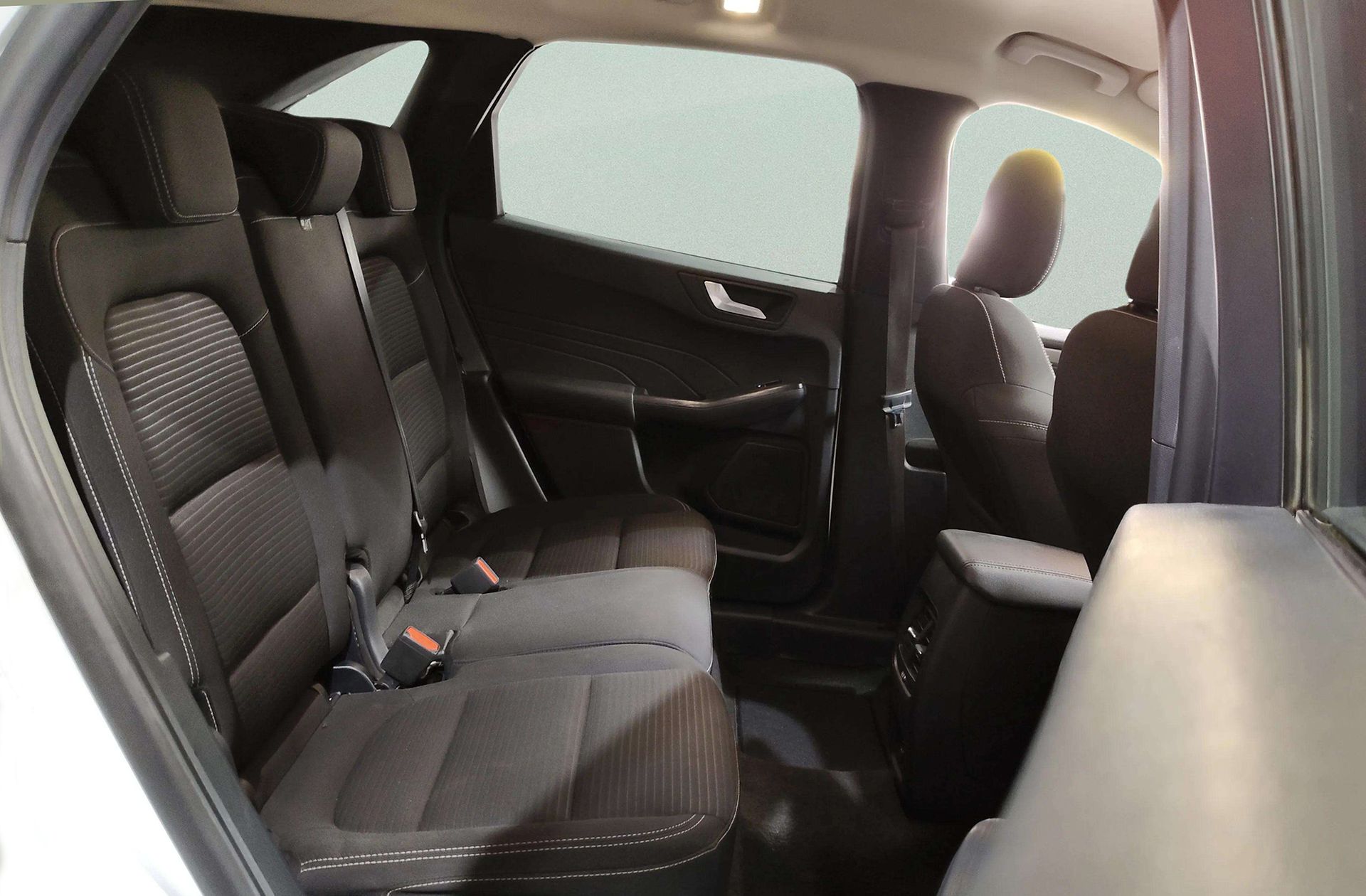 Ford Kuga 1.5 EcoBlue Titanium - foto 21
