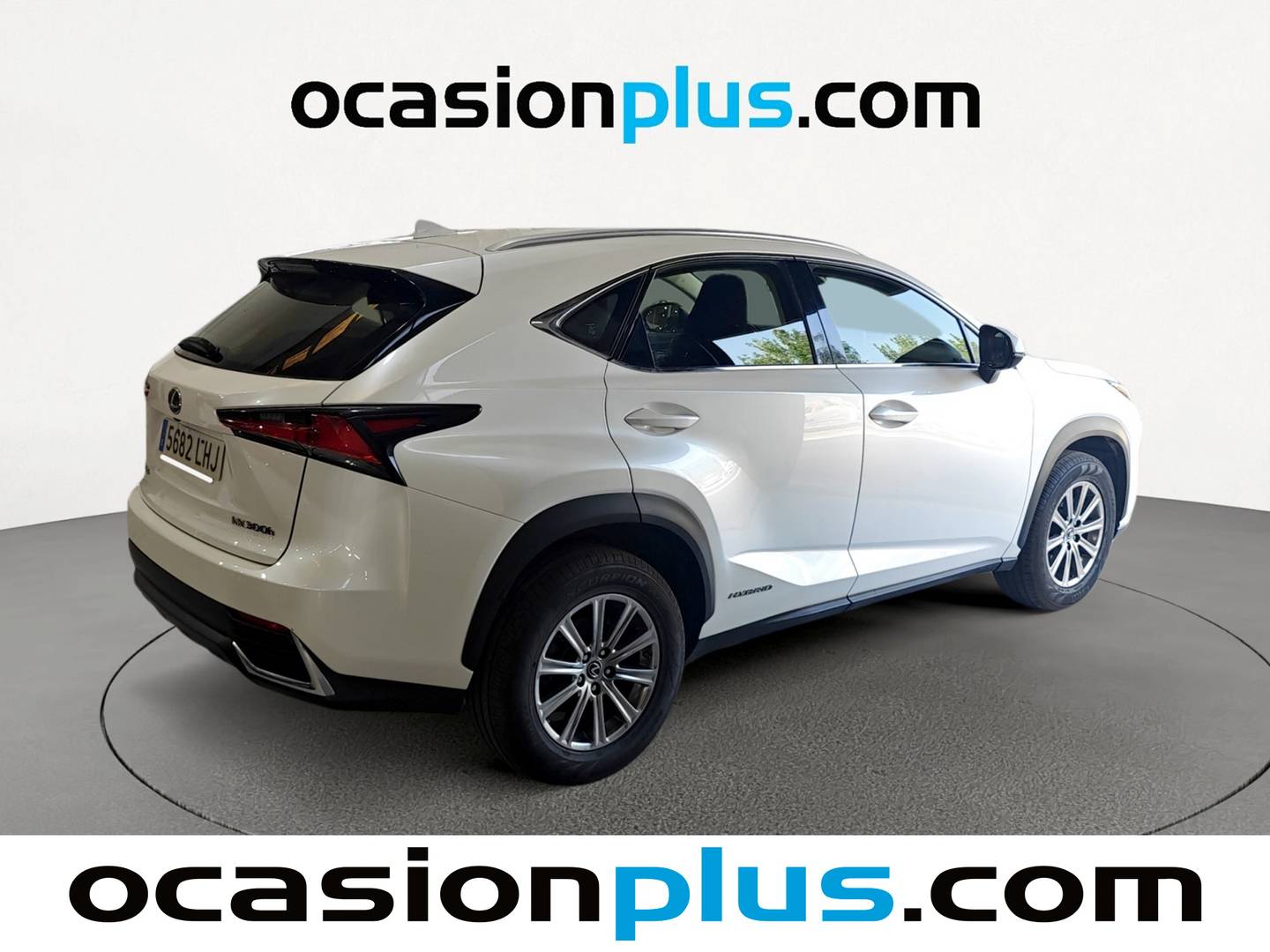 Foto Lexus NX Lexus NX 300h Business 2WD (197 CV)