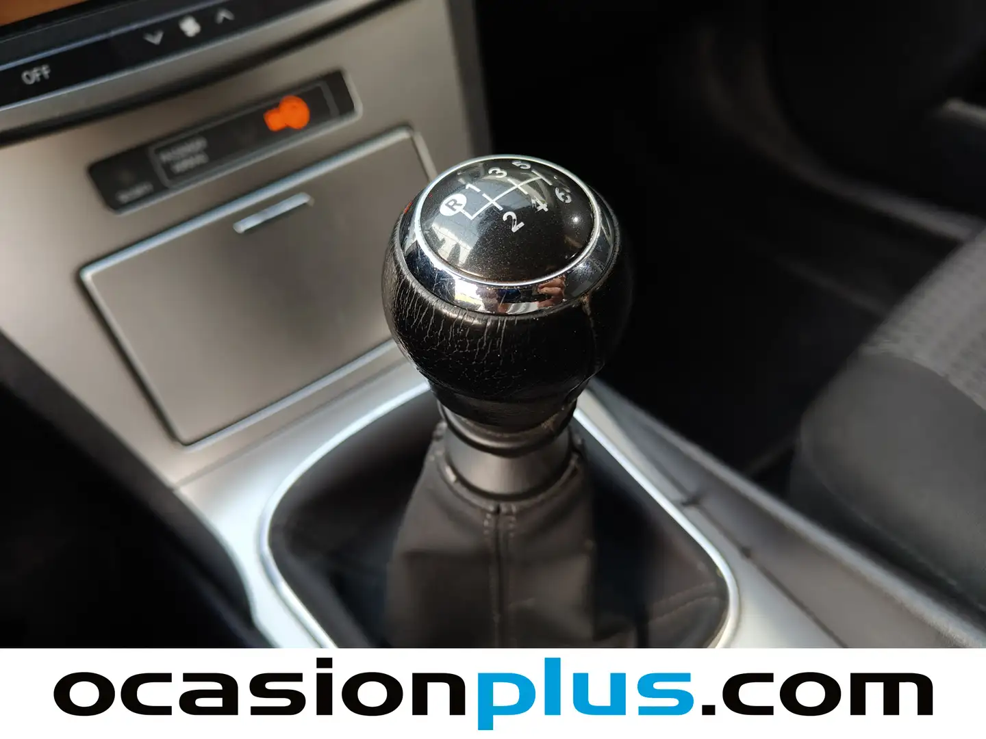 Foto Toyota Avensis Toyota Avensis 120 D Advance (124 CV)