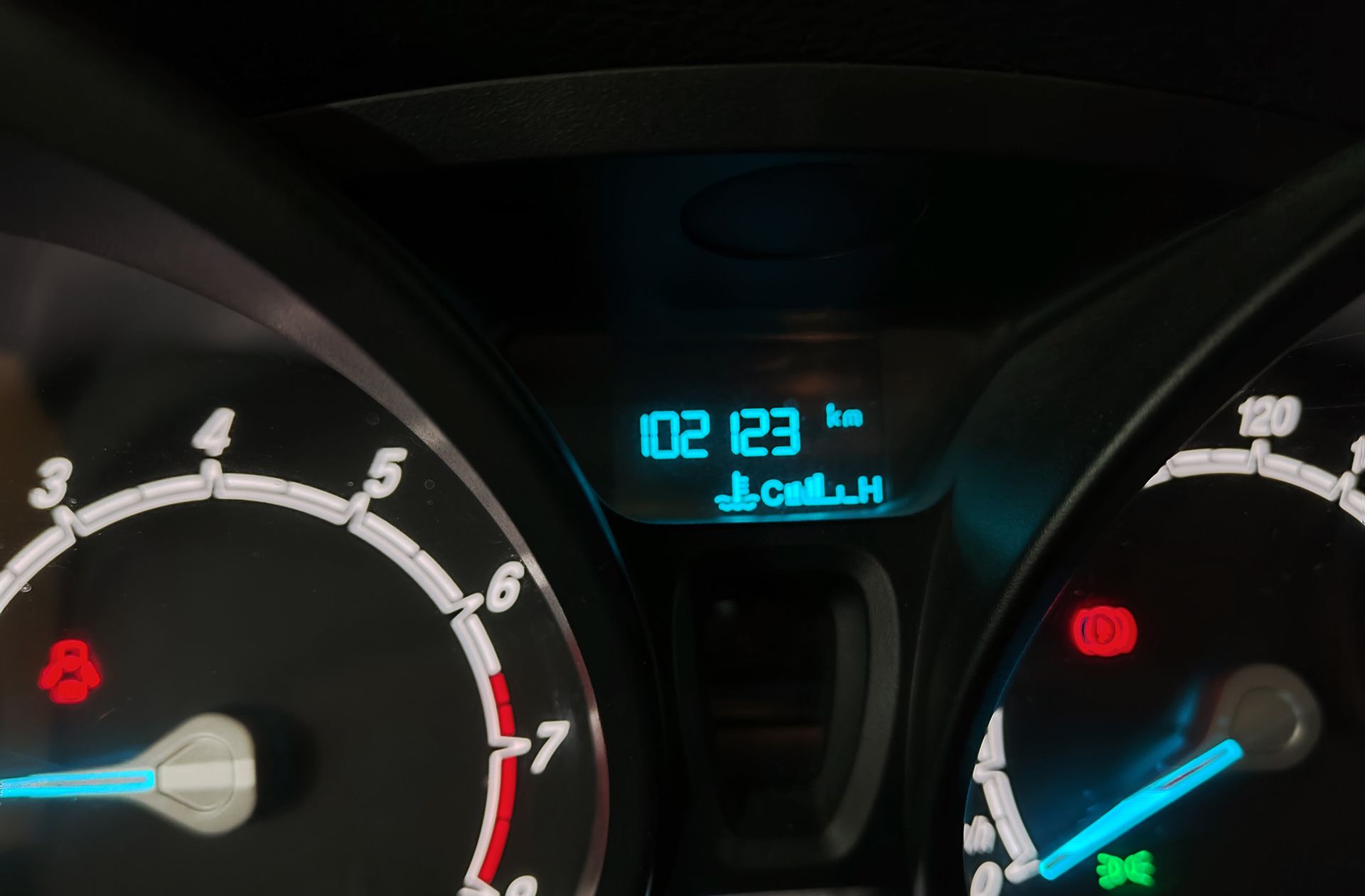Ford Tourneo Courier 1.0 EcoBoost Sport - foto 10