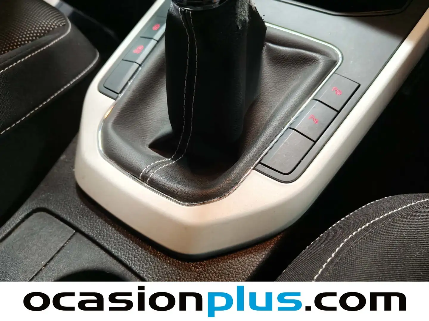 Foto Seat Arona SEAT Arona 1.0 TSI Ecomotive S&S Xcellence (115 CV)