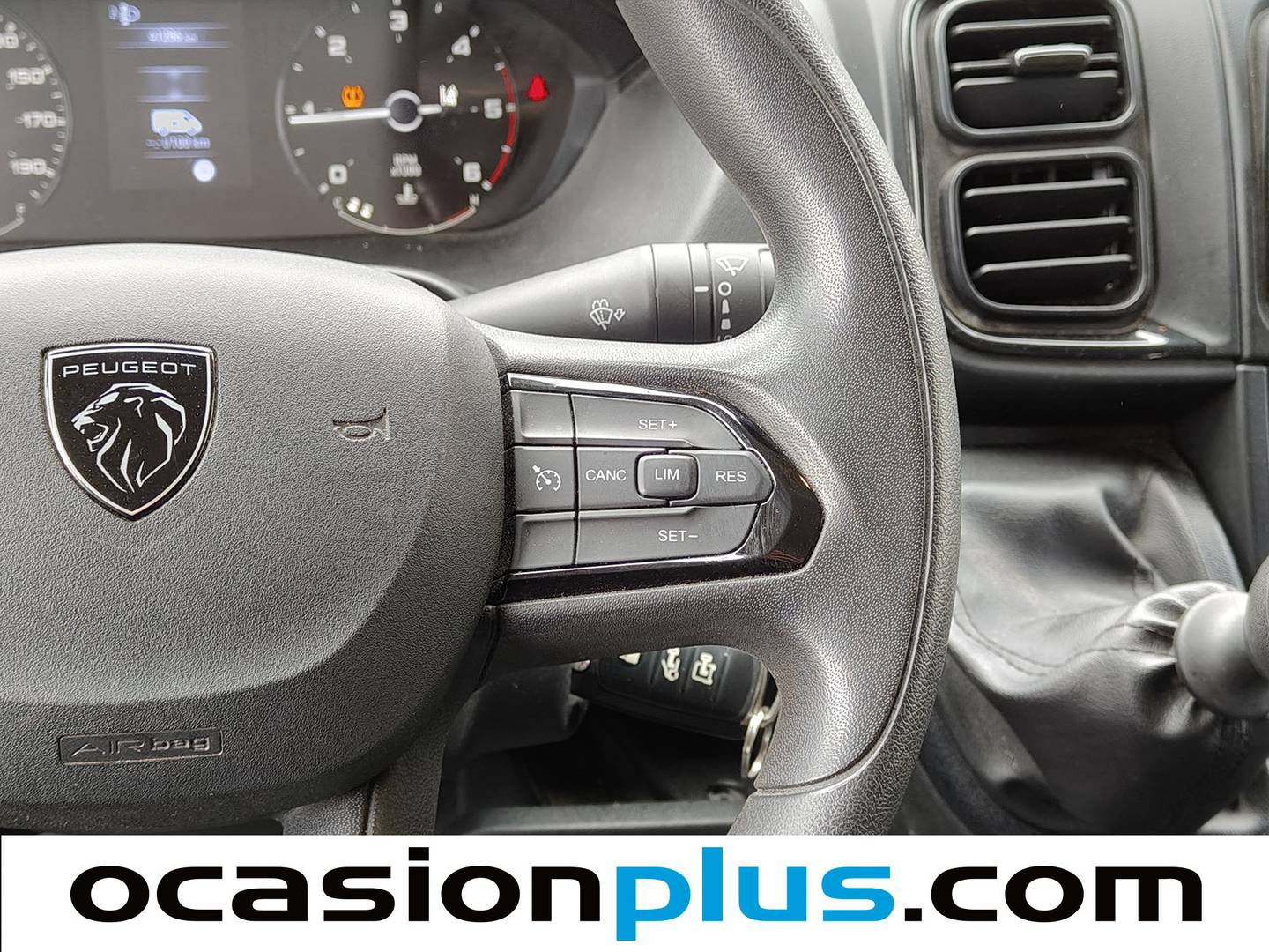 Foto Peugeot Boxer Peugeot Boxer BlueHDi 120 330 L2H2 (120 CV)