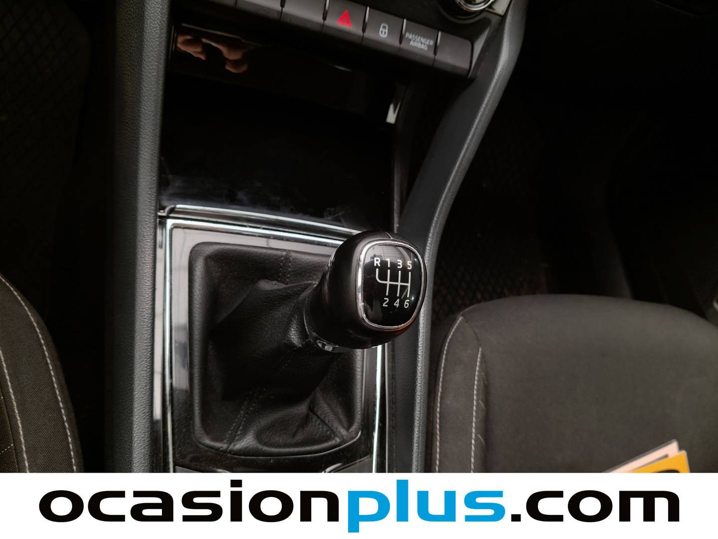 Skoda Karoq Skoda Karoq 1.6 TDI Ambition  (115 CV) de segunda mano