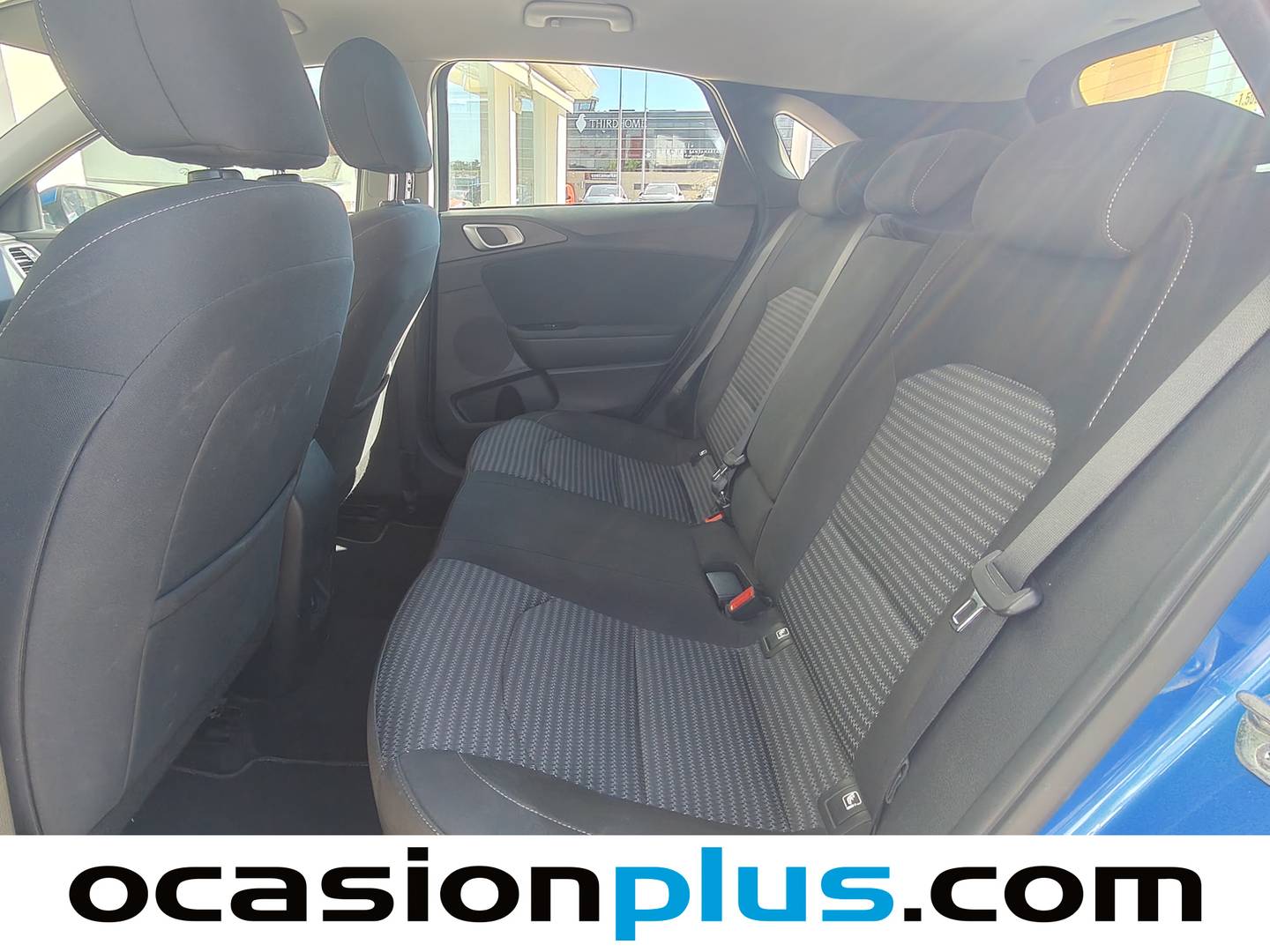 Foto asientos traseros KIA Ceed KIA Ceed 1.6 MHEV iMT Drive (136 CV)