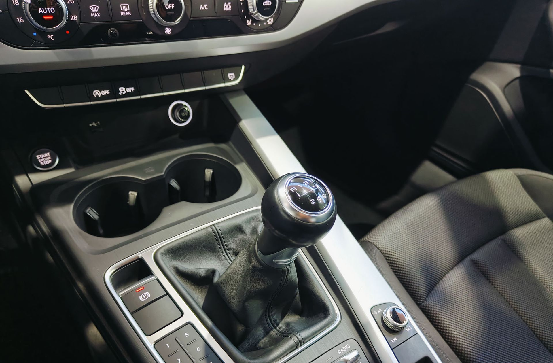 Audi A4 Advanced edition 1.4 TFSI - foto 5