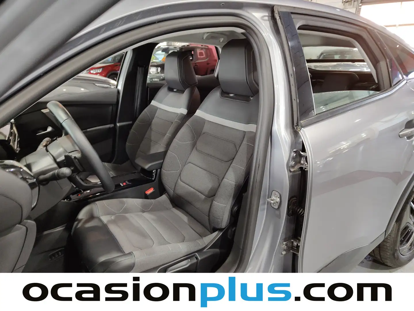 Foto Citroën C4 Citroen C4 Hybrid 136 Plus e-DCS6 (136 CV)