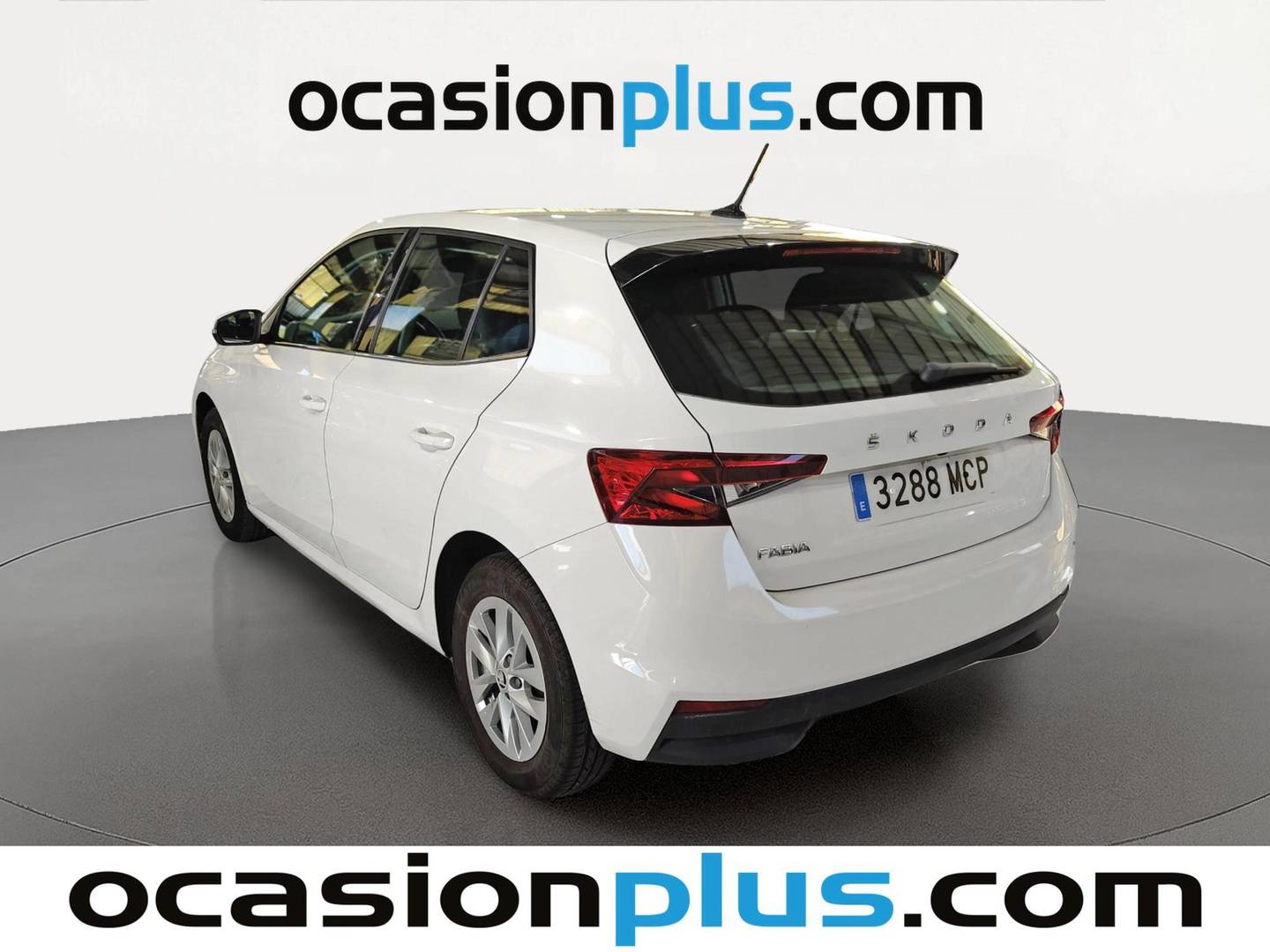 Foto trasera Skoda Fabia Skoda Fabia 1.0 TSI Ambition (95 CV) izquierda