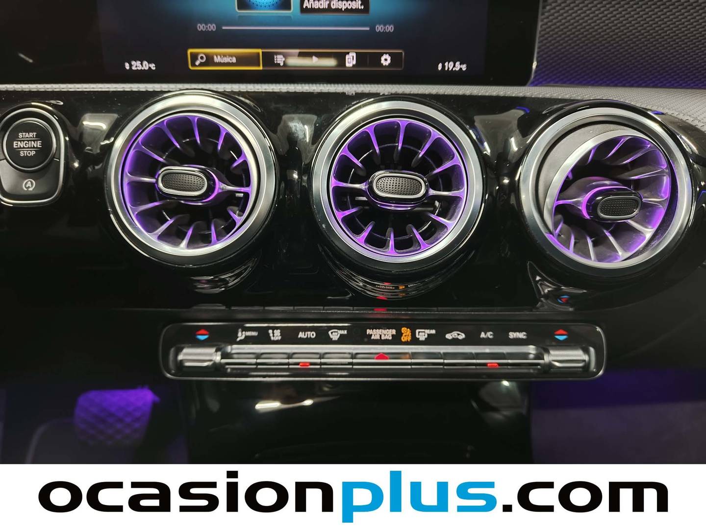 Foto Mercedes CLA Mercedes-Benz CLA 180  (136 CV)