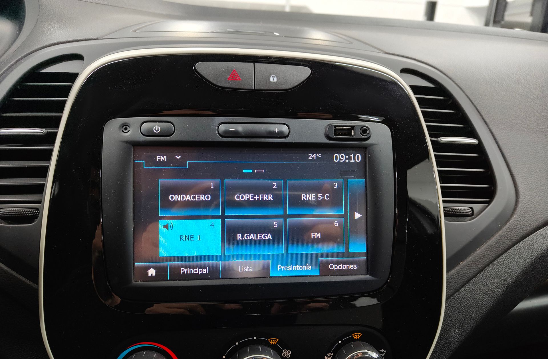 Renault Captur Intens Energy eco2 dCi - foto 31