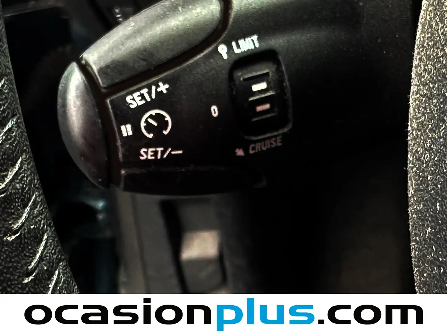 Foto Peugeot 2008 Peugeot 2008 BlueHDi 100 Style (100 CV)