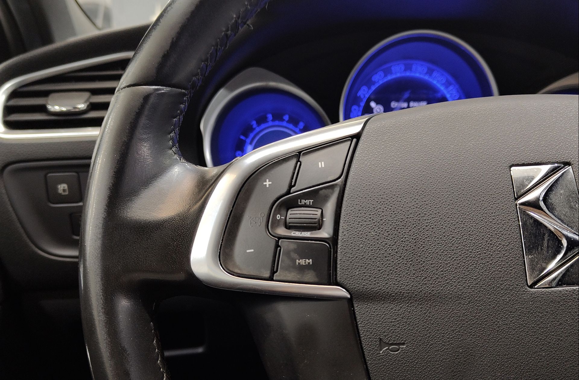DS DS 4 PureTech 131 Style - foto 25