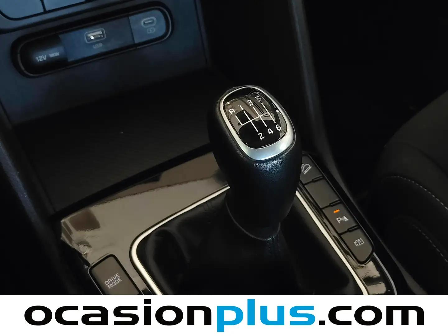 Foto KIA Sportage Kia Sportage 1.6 CRDi MHEV Business 4x2 (136 CV)