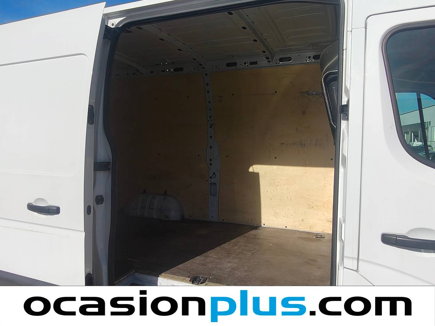 Fotos maletero Renault Master Renault Master Furgon Energy Blue dCi 145 L3H2 3500 RS (145 CV)