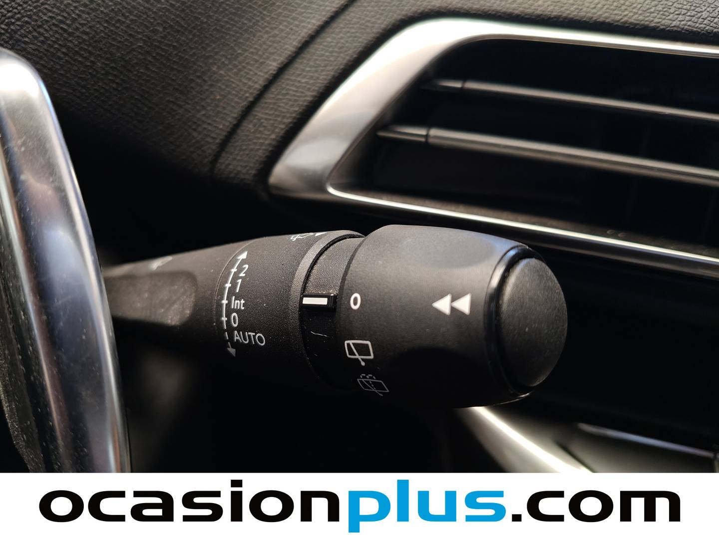 Peugeot 3008 Peugeot 3008 BlueHDi 130 S&S Active Pack EAT8 (130 CV) automático