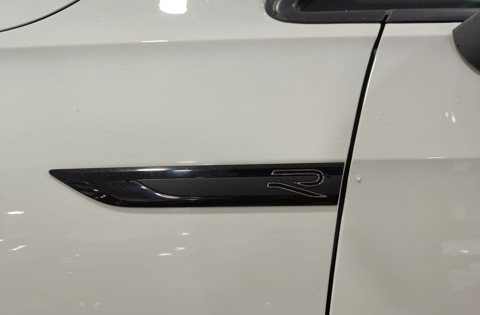 Volkswagen Golf R-Line 1.5 eTSI DSG - foto 5