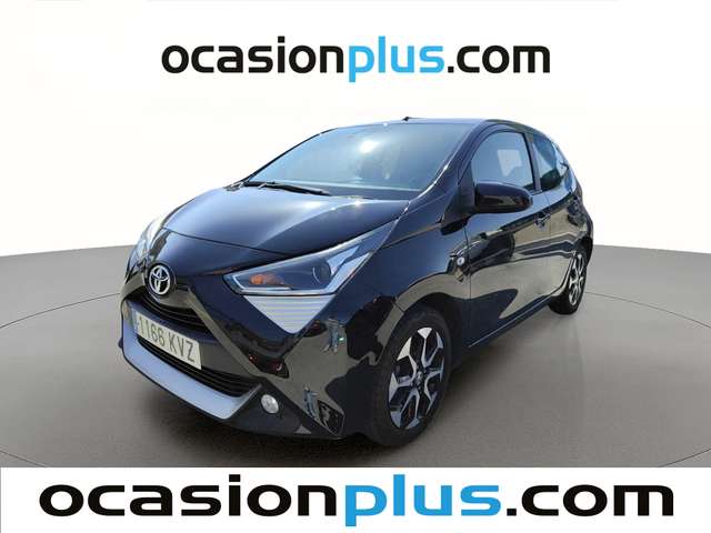 Toyota Aygo 1.0 70 X-Play (72 CV) de segunda mano