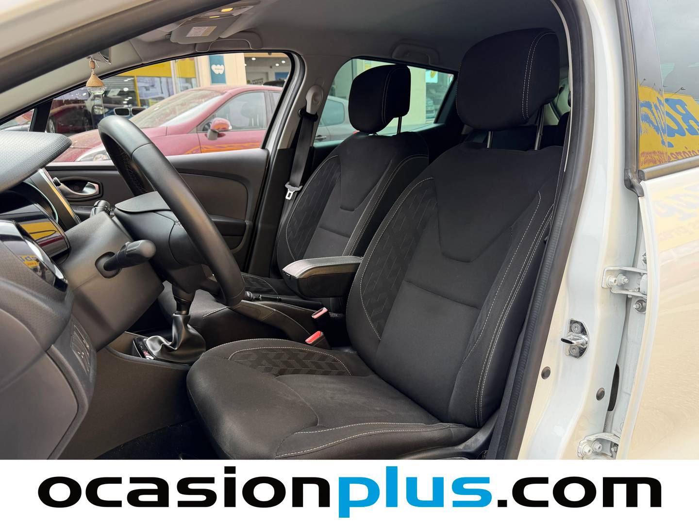 Foto asientos delanteros Renault Clio Renault Clio Limited dCi (90 CV)