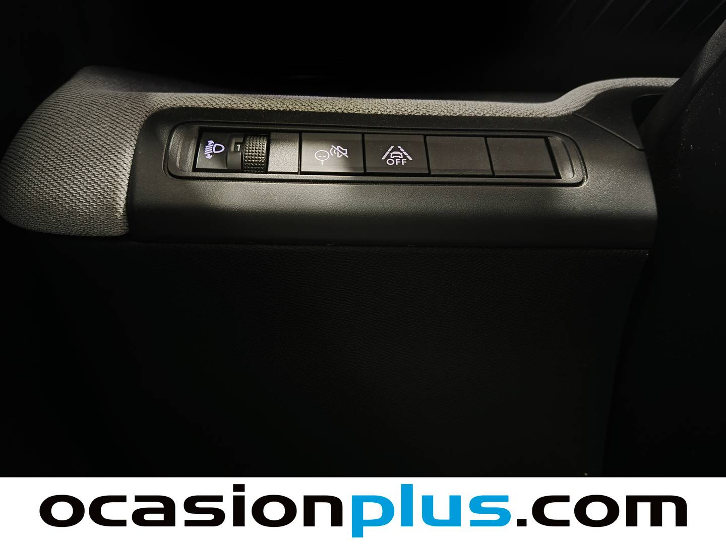Citroën C3 Aircross Citroën C3 Aircross Hybrid 145 Plus e-DCS6 (145 CV) 2025