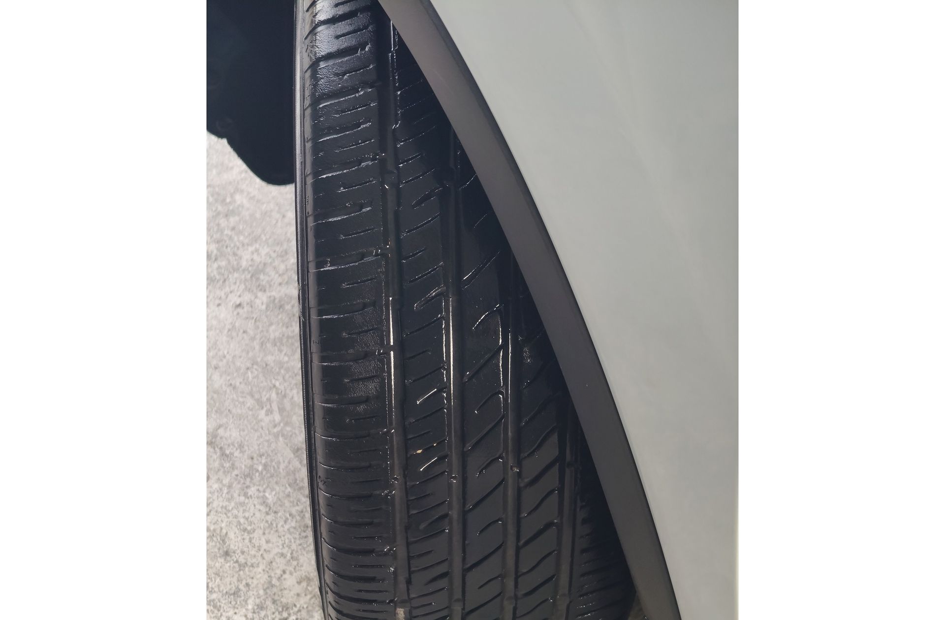 Ford Kuga 2.0 TDCi Titanium 4x4 Powershift - foto 32