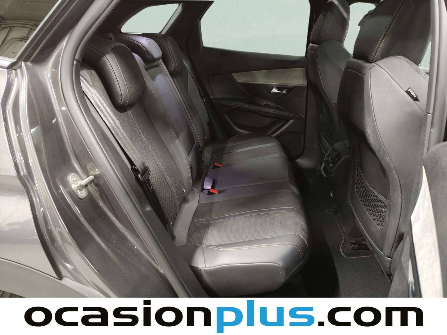 Foto Peugeot 3008 Peugeot 3008 PureTech 130 S&S GT EAT8 (130 CV)