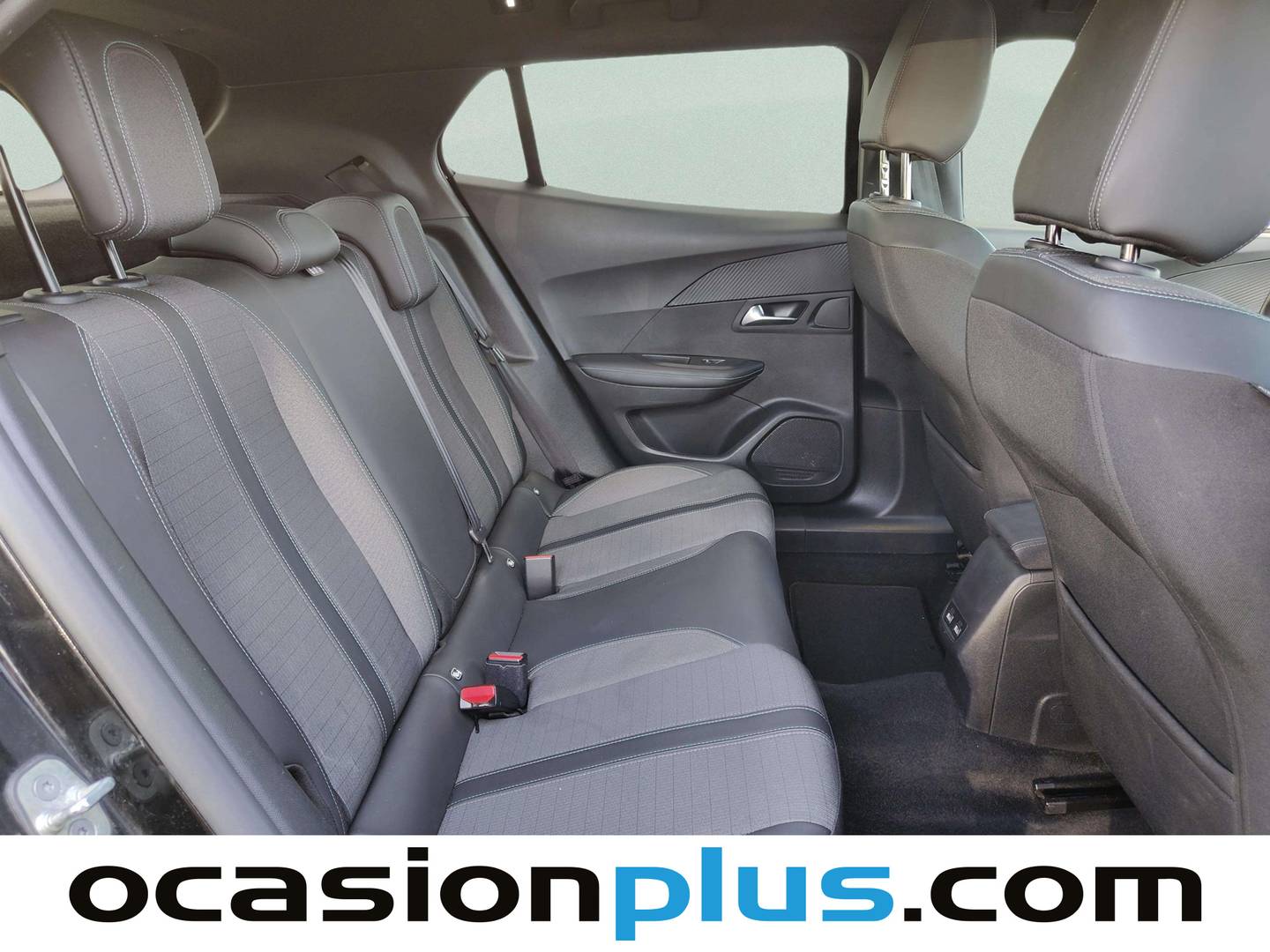 Foto Peugeot 2008 Peugeot 2008 PureTech 100 S&S Allure (100 CV)