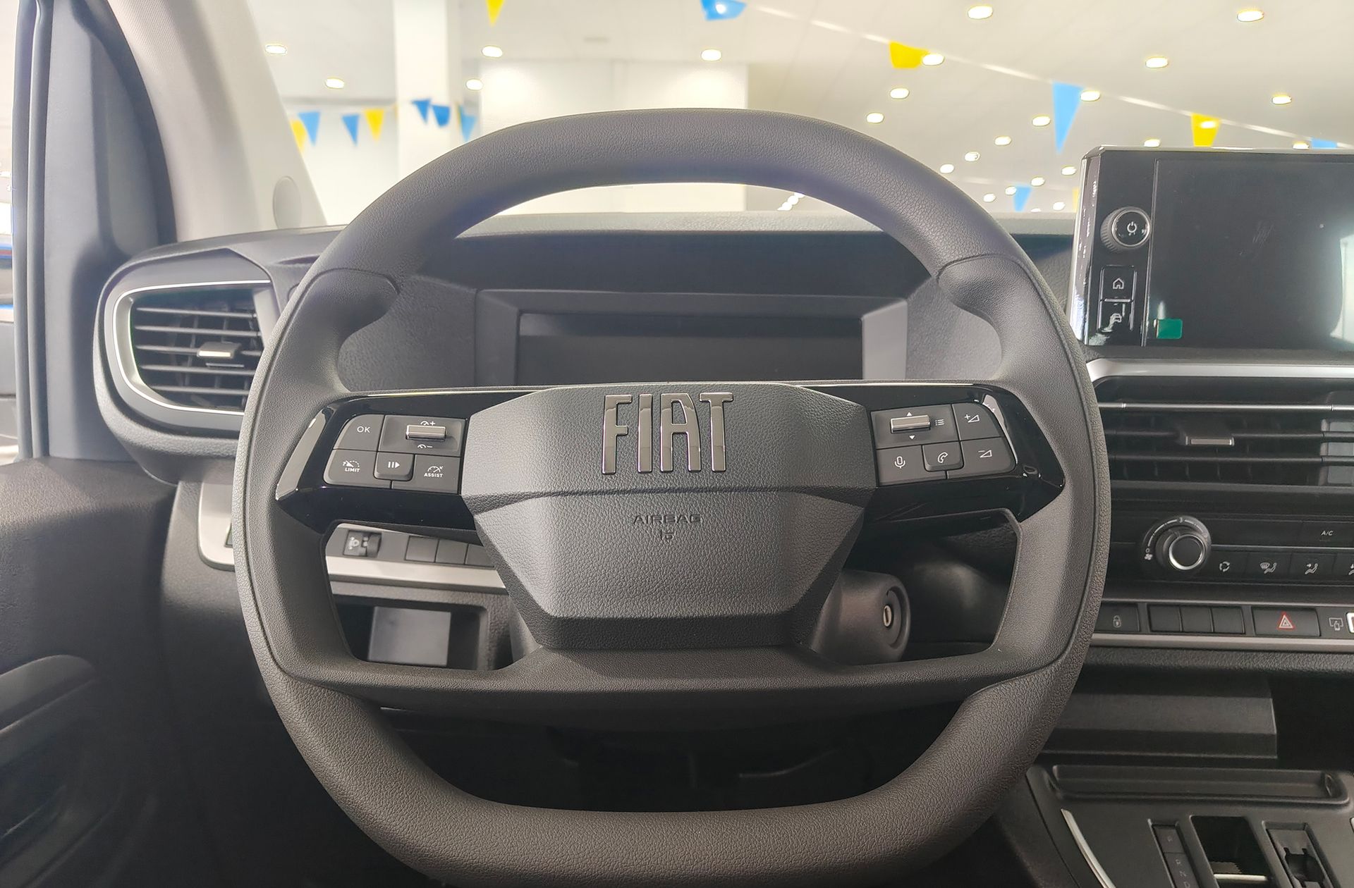 Fiat Ulysse BlueHDi 180 Talla M AT8 8 plazas - foto 23