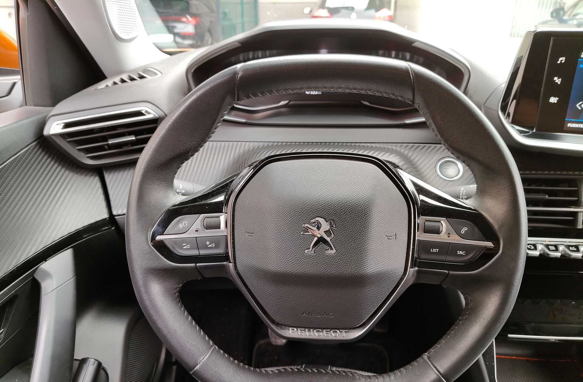 Peugeot 2008 BlueHDi 110 Allure Pack - foto 23