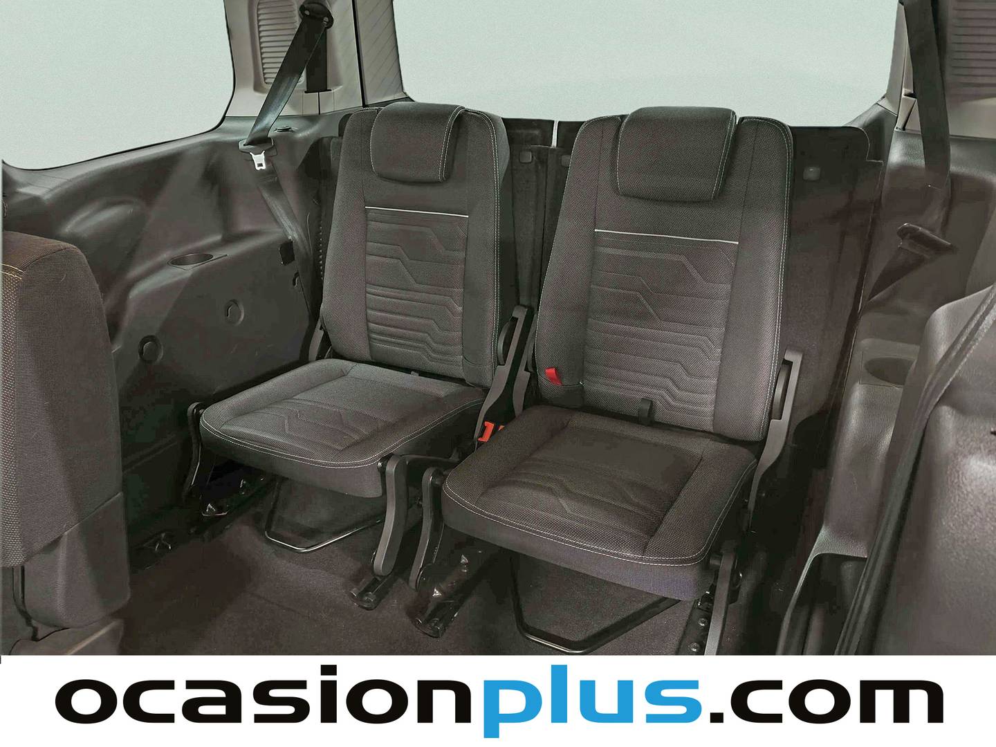 Foto Ford Grand Tourneo Connect Ford Grand Tourneo Connect 1.5 TDCi Titanium (120 CV)