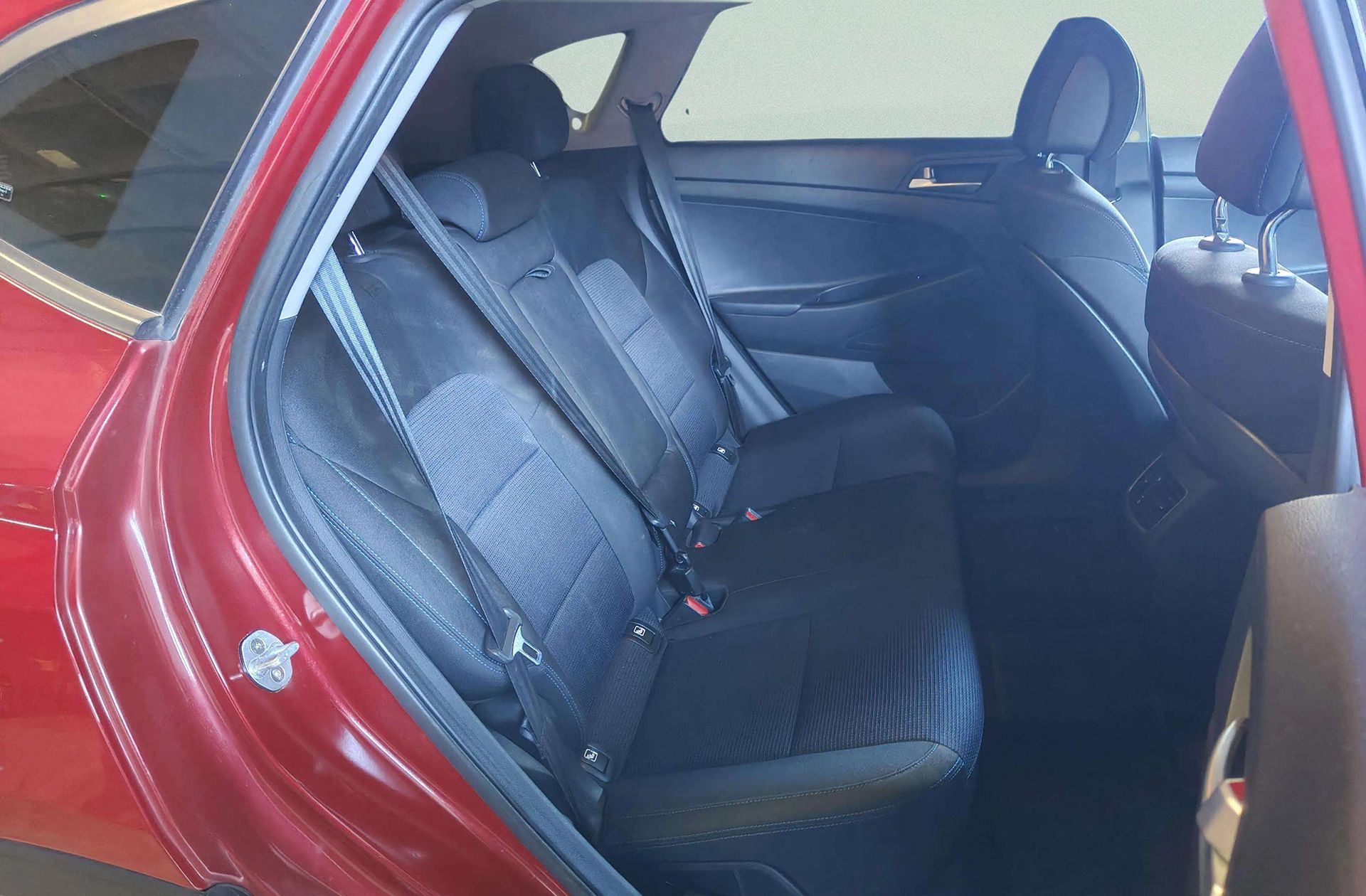 Hyundai Tucson 1.6 GDI BlueDrive Link 4x2 - foto 19