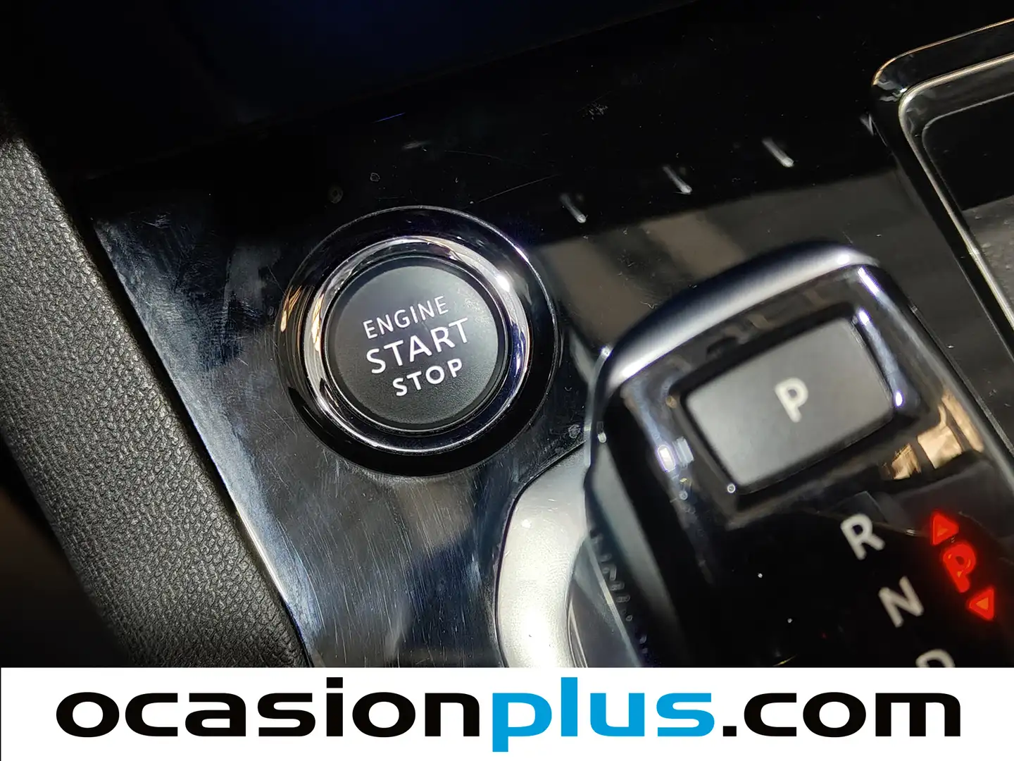 Foto Peugeot 5008 Peugeot 5008 PureTech 130 S&S Allure EAT8 (130 CV)