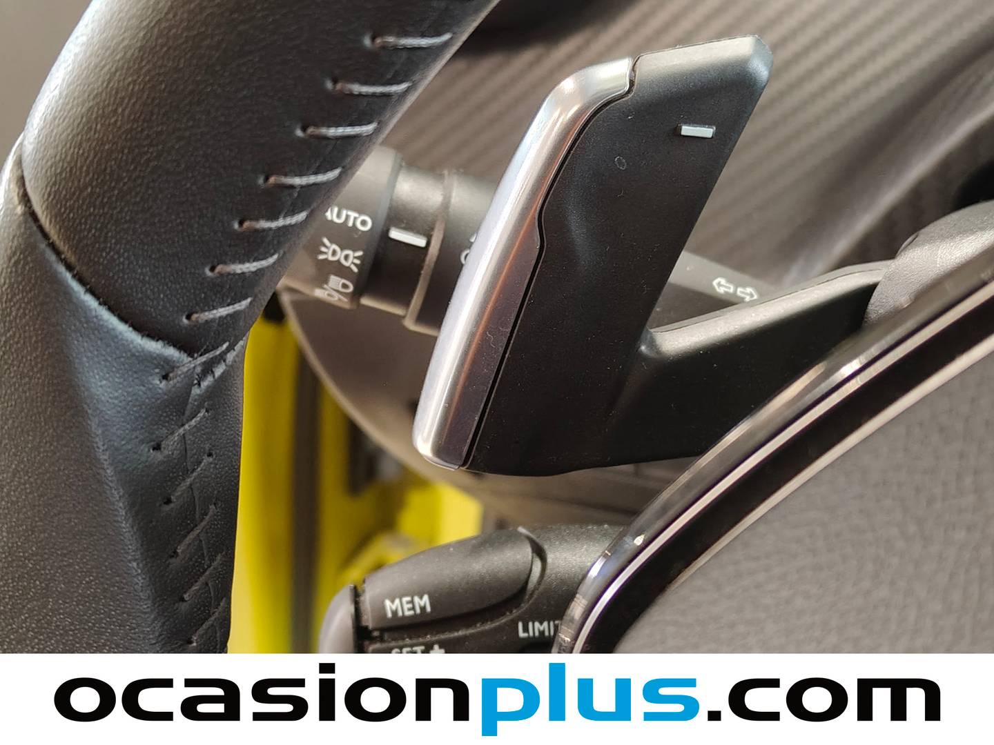 Peugeot 208 Peugeot 208 Style Hybrid 110 eDCS6 (110 CV) de ocasión