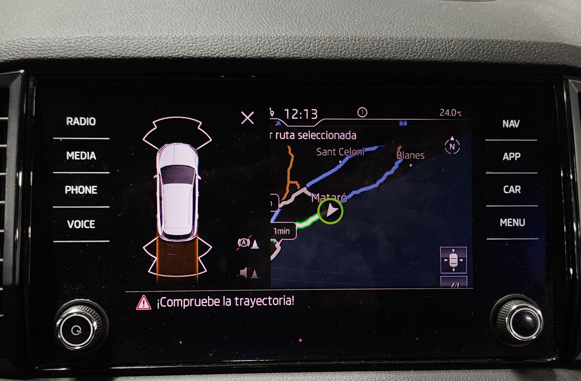 Škoda Karoq 1.5 TSI ACT Sportline DSG - foto 11